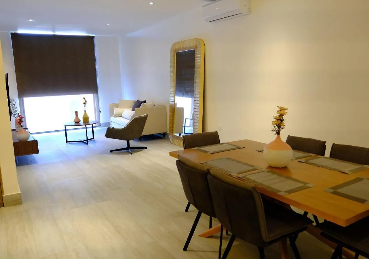 Cumbres Gardens Cancun Apartment